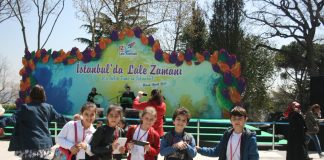 Emirgan Lale Festivali